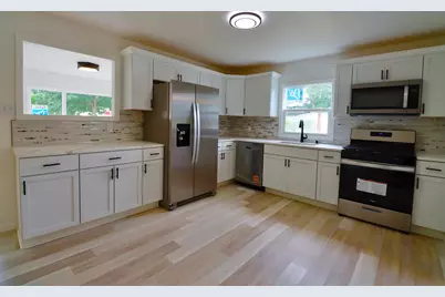 474 Grenway Road, Kingsford Heights, IN 46346 - Photo 4