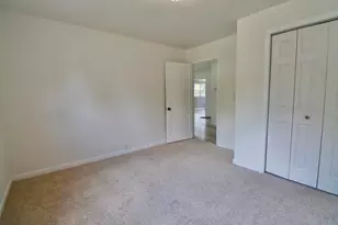 474 Grenway Rd, Kingsford Heights, IN 46346 - Photo 8