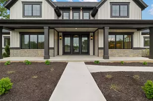 3350 Siena Dr, Valparaiso, IN 46385 - Photo 2