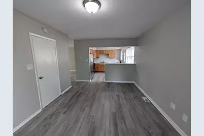 754 W 67th Avenue, Merrillville, IN 46410 - Photo 6