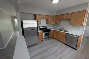 754 W 67th Ave, Merrillville, IN 46410 - Photo 2