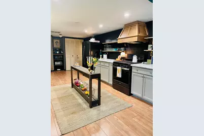 9059 Heilscher Street, Wheatfield, IN 46392 - Photo 6