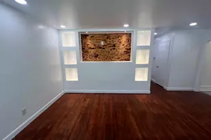 646 N New Hampshire St, Gary, IN 46403 - Photo 2