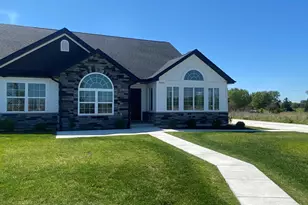 5436 Fountain Cir, Crown Point, IN 46307 - Photo 1