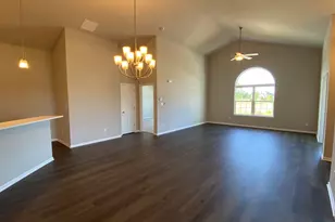 5436 Fountain Cir, Crown Point, IN 46307 - Photo 6