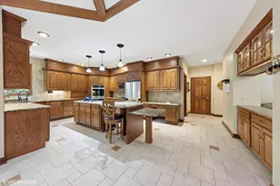 222 Crabapple Ln, Valparaiso, IN 46383 - Photo 16