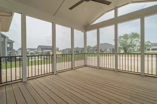 4805 Princess Dr, Valparaiso, IN 46383 - Photo 30