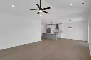 305 Apple Grove Ln, Valparaiso, IN 46385 - Photo 10