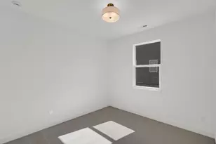 305 Apple Grove Ln, Valparaiso, IN 46385 - Photo 16