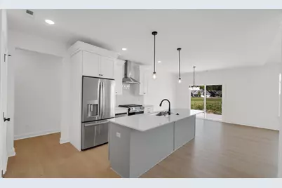 305 Apple Grove Lane, Valparaiso, IN 46385 - Photo 4