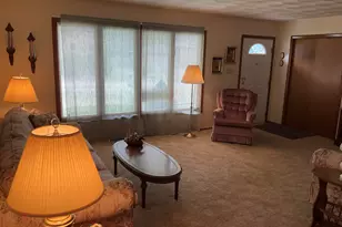 613 Dogwood Dr, Trail Creek, IN 46360 - Photo 6