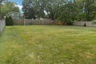 613 Dogwood Dr, Trail Creek, IN 46360 - Photo 40