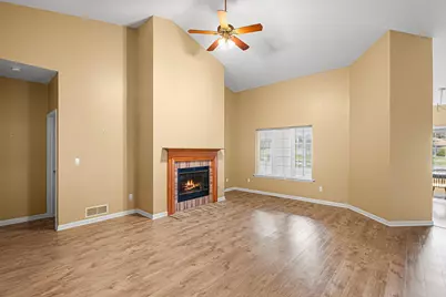 1641 Magnolia Drive, Hobart, IN 46342 - Photo 6