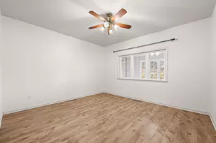 1641 Magnolia Dr, Hobart, IN 46342 - Photo 18