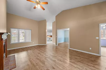 1641 Magnolia Drive, Hobart, IN 46342 - Photo 10