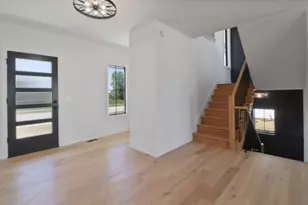 9601 Sweetspire Ave, Saint John, IN 46373 - Photo 4