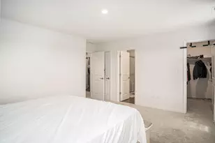 10927 Illinois Dr, Crown Point, IN 46307 - Photo 18