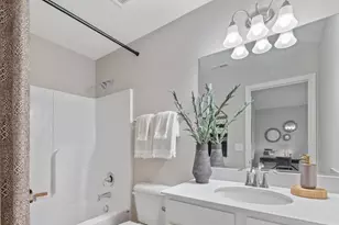 10927 Illinois Dr, Crown Point, IN 46307 - Photo 4