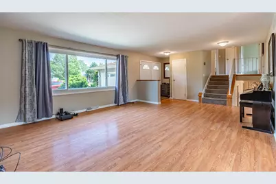 8624 Garfield Avenue, Munster, IN 46321 - Photo 10