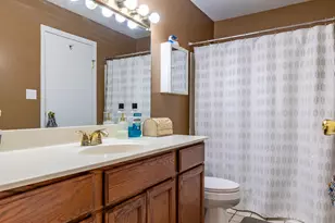 8624 Garfield Ave, Munster, IN 46321 - Photo 18