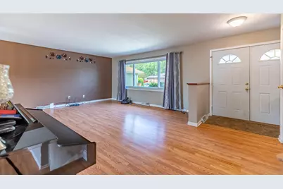 8624 Garfield Avenue, Munster, IN 46321 - Photo 8