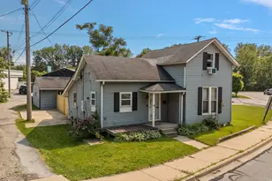 755 W Chicago St, Valparaiso, IN 46385 - Photo 2