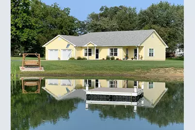 409 S Jefferson Street, Hebron, IN 46341 - Photo 2