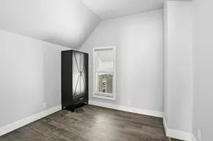 4722 Tod Ave, East Chicago, IN 46312 - Photo 24