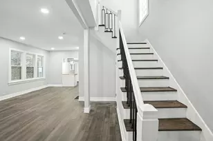 4722 Tod Ave, East Chicago, IN 46312 - Photo 6