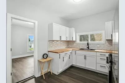 4722 Tod Avenue, East Chicago, IN 46312 - Photo 16