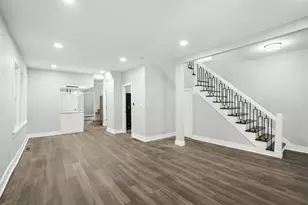 4722 Tod Ave, East Chicago, IN 46312 - Photo 8