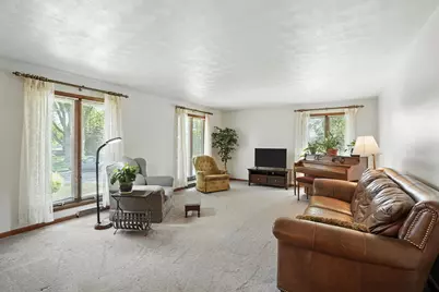 1246 River Drive, Munster, IN 46321 - Photo 6