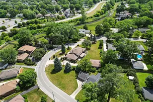 1246 River Dr, Munster, IN 46321 - Photo 32