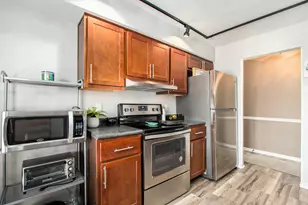 2305 Martha St, Highland, IN 46322 - Photo 6