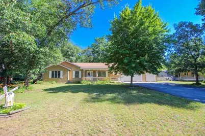 11546 Georgetown Drive, Demotte, IN 46310 - Photo 2