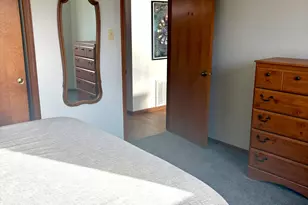 1086 Millpond Rd, Valparaiso, IN 46385 - Photo 8