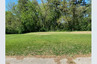 460 Bond Avenue, Valparaiso, IN 46385 - Photo 2