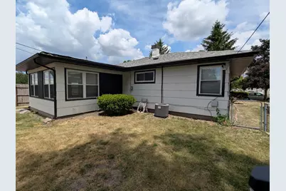 6704 Leland Avenue, Hammond, IN 46323 - Photo 2