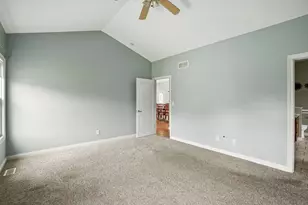 183 W 126th Ave, Crown Point, IN 46307 - Photo 4