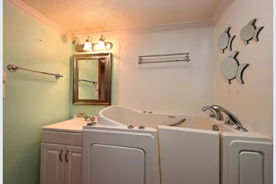 1199 N Main Street, Kewanna, IN 46939 - Photo 28