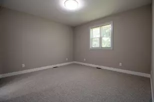 705 E St Louis St, Knox, IN 46534 - Photo 8