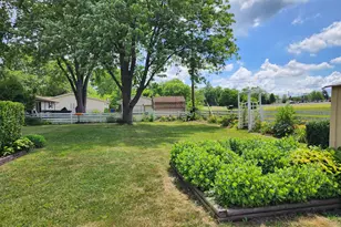 2933 79th Pl W, Merrillville, IN 46410 - Photo 38