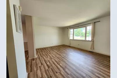 2933 79th Place W, Merrillville, IN 46410 - Photo 4