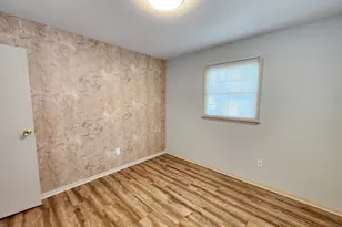 2933 79th Pl W, Merrillville, IN 46410 - Photo 26