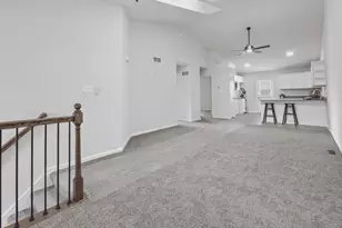 3123 W 82nd Pl, Merrillville, IN 46410 - Photo 2