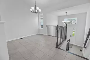 3103 W 82nd Pl, Merrillville, IN 46410 - Photo 2