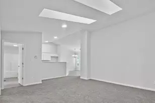 3119 W 82nd Pl, Merrillville, IN 46410 - Photo 4