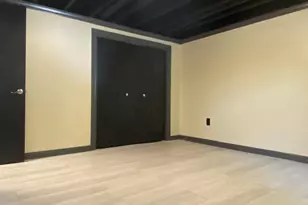 3808 Kingsway Dr, Crown Point, IN 46307 - Photo 12