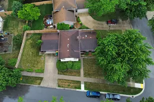 9421 Cottonwood Dr, Munster, IN 46321 - Photo 38