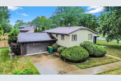 9421 Cottonwood Drive, Munster, IN 46321 - Photo 4